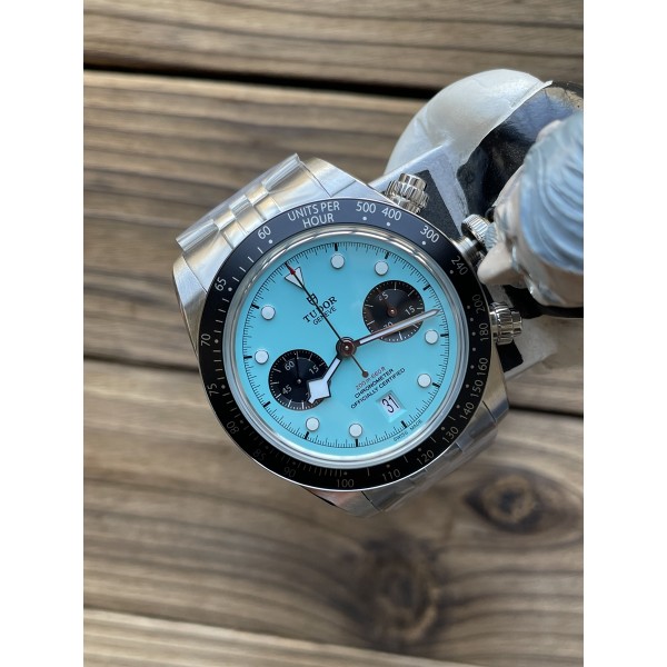 ZF 튜더 블랙 베이 크로노 플라밍고 블루’41mm