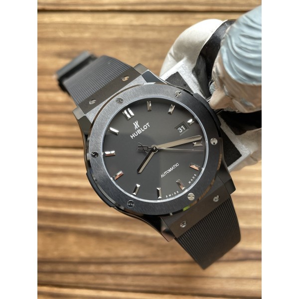 JJZ 위블로 클래식 퓨전 블랙 매직 42mm 세라믹 러버밴드