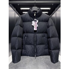 디올 2026 봄 Oblique 남성 스탠드 칼라 퀼팅 구스다운 재킷