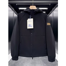 버버리 체크 안감 실리콘 로고 남성 구스다운 후드 패딩 재킷 블랙