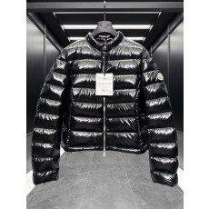 몽클레르 Papillon 여성 숏 다운 패딩 재킷 블랙